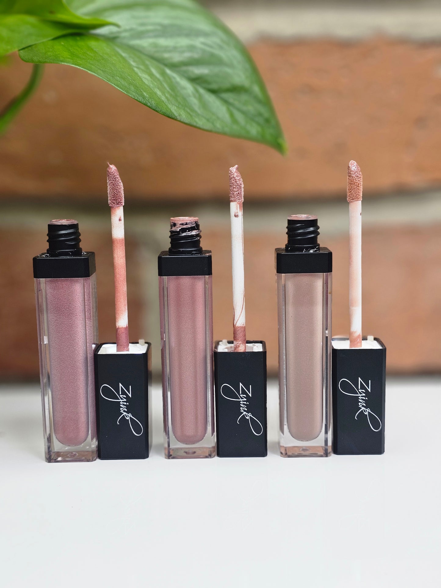 Lip gloss