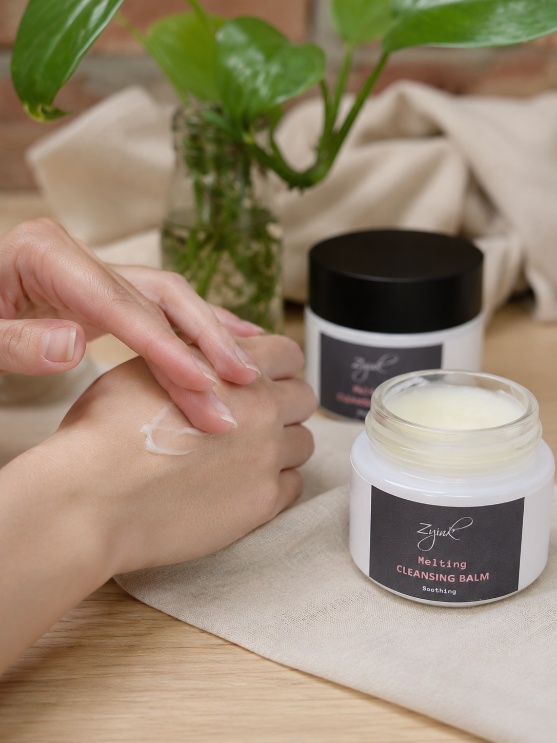 Melting Cleansing Balm